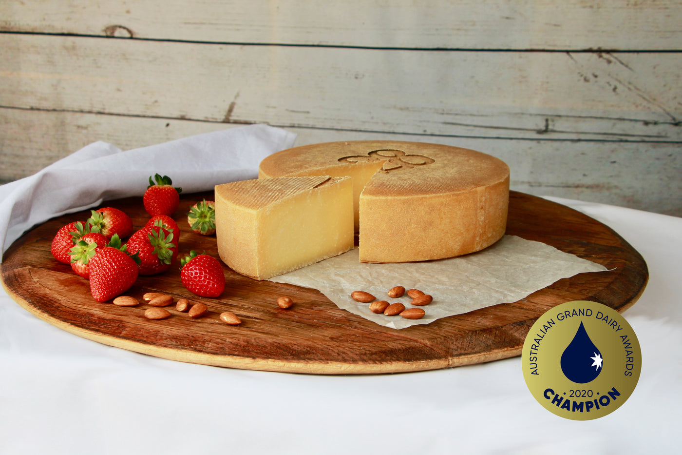 FONTINA VECCHIO: Our Fontina Vecchio is made in the classic style of Northern Italy’s alpine cheeses. It is a raw milk, semi-hard cheese that is aged for a minimum of six months. The cheese has a rich, robust and complex flavour, with earthy, grassy notes. This is accompanied by a nuttiness that provides a long, memorable finish.